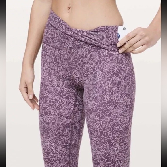 Nwot Lululemon Align HR Sz 8 Arabesque Antoinette Smoky Quartz Purple Floral - Picture 3 of 4